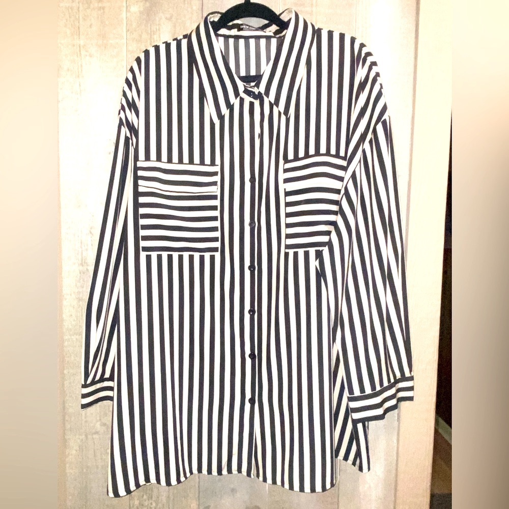 Shirt button down